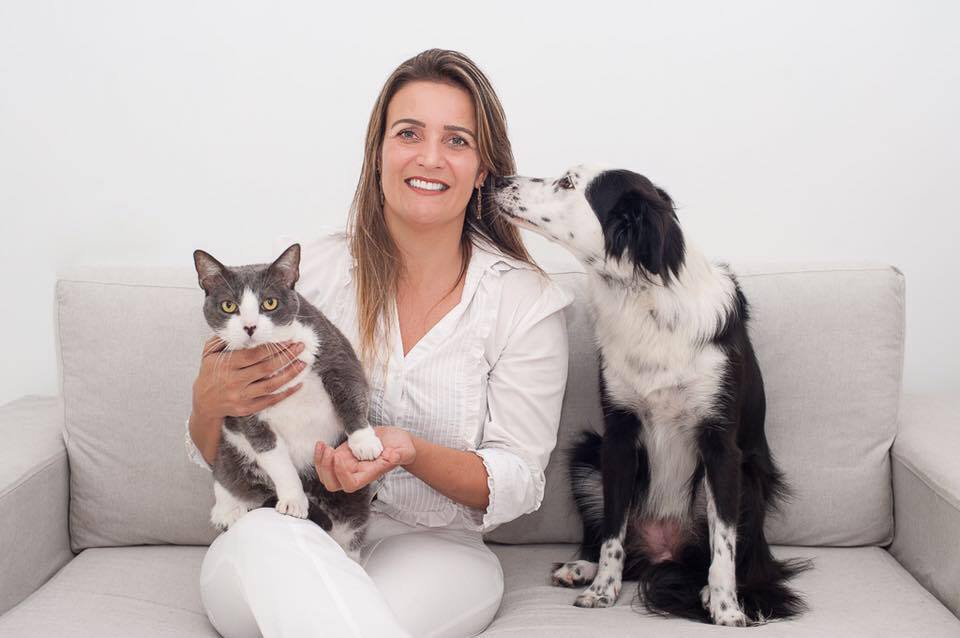 Dra-Adriana-Leivas-Veterinaria-02